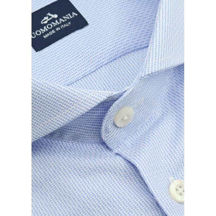 Detalle cuello italiano camisa Volare