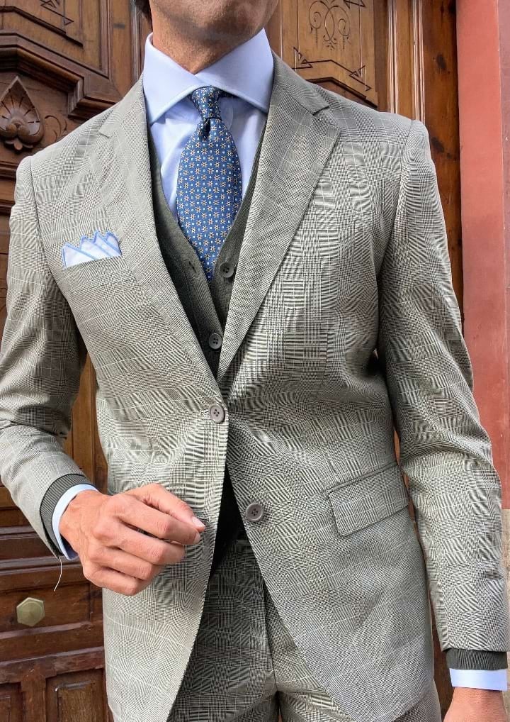 Galles Filiberto Suit