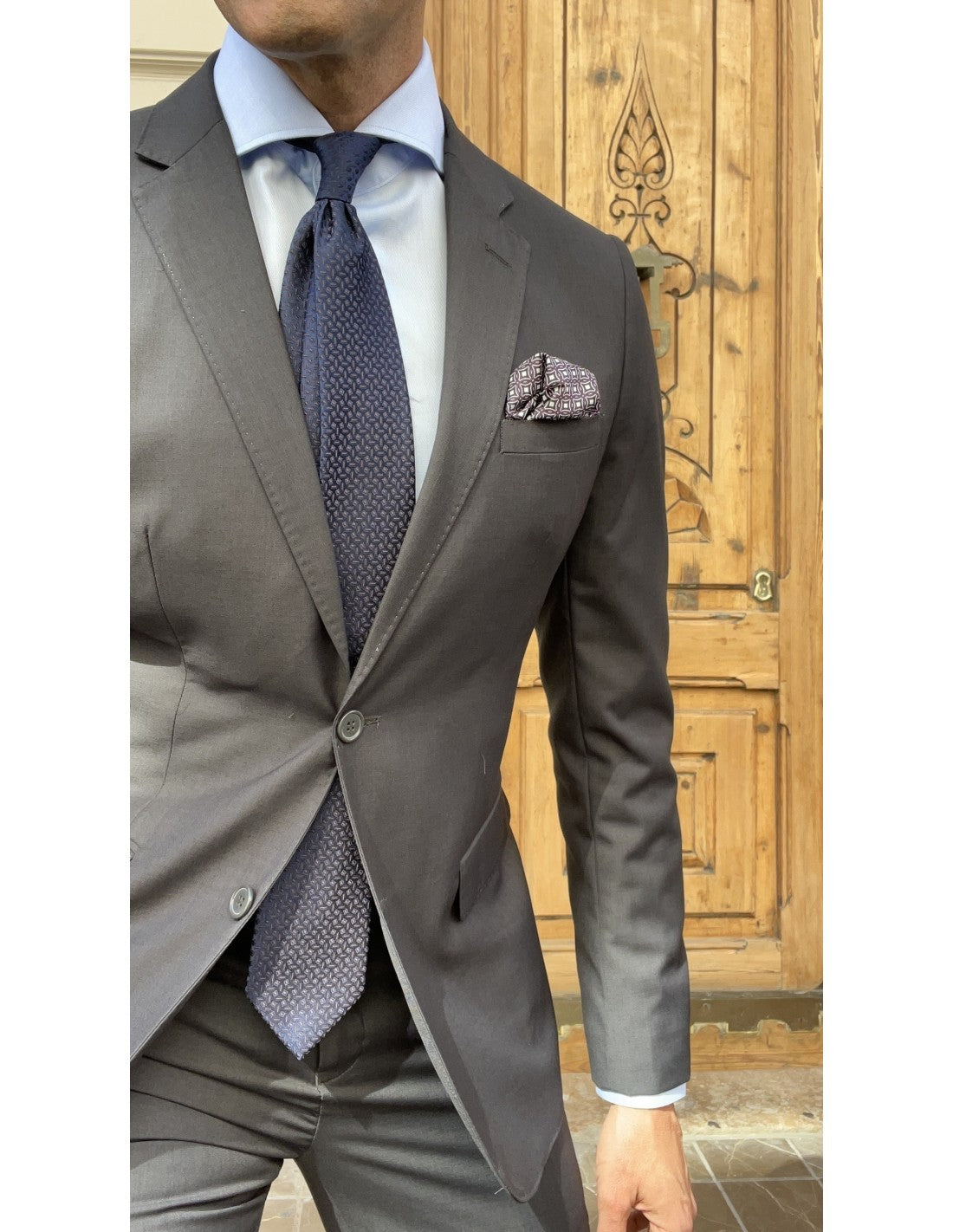 Traje gris hombre Servillo.