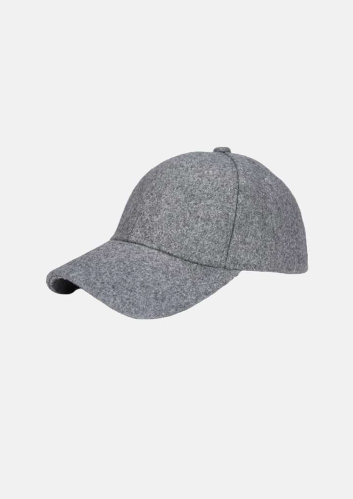 Umberto hat